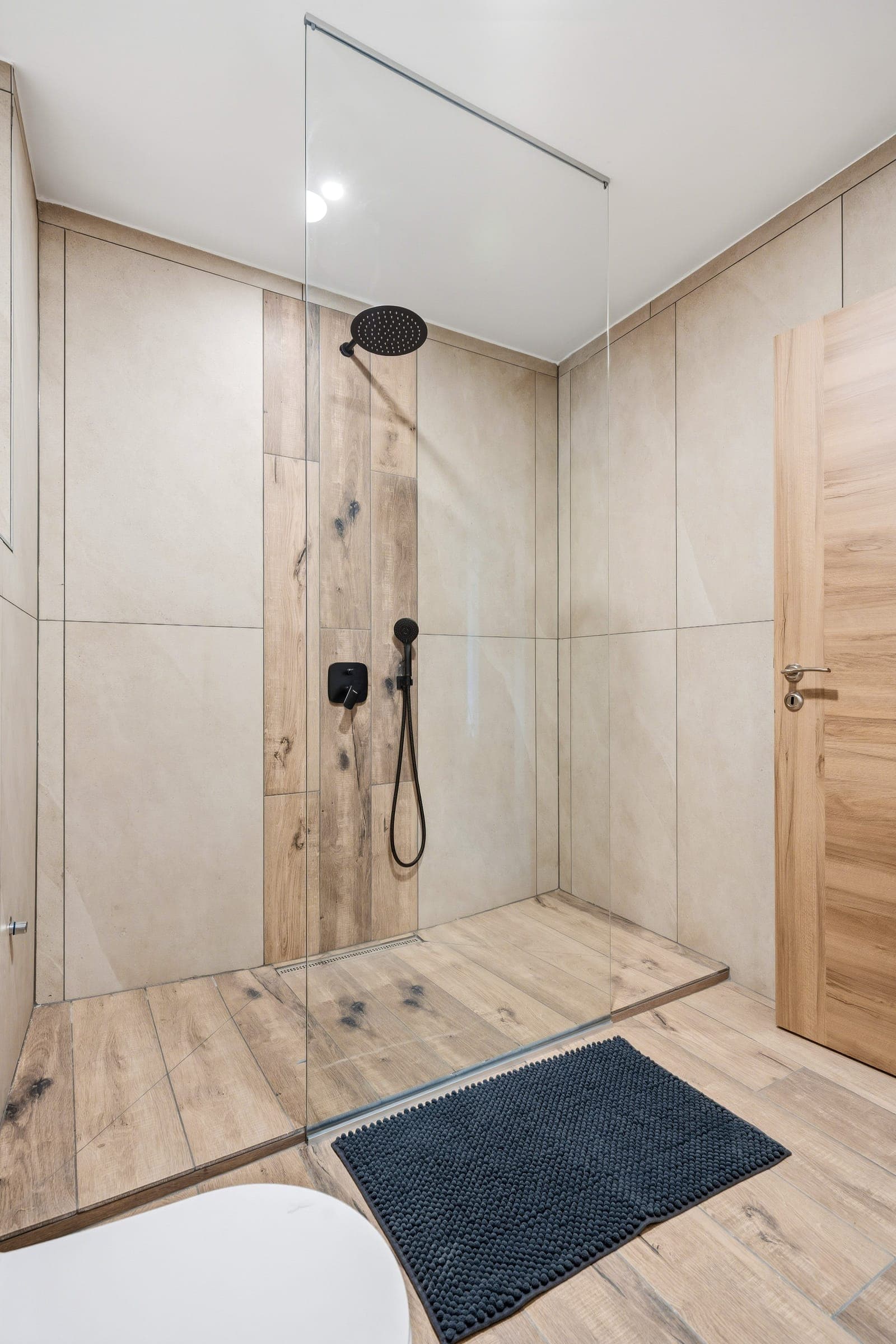 Shower with glass wall