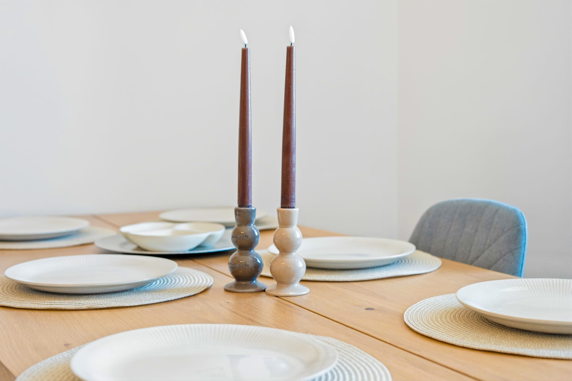 Kitchen & Dining